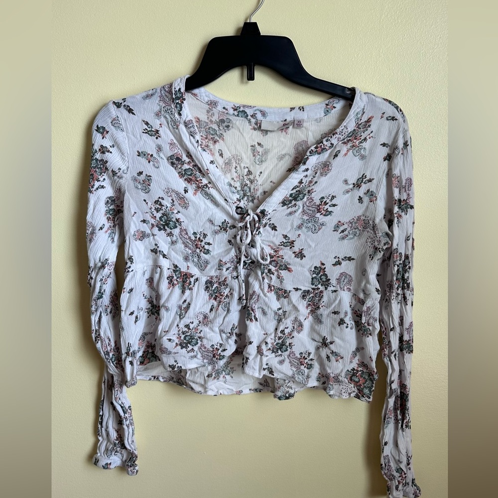 girls white floral cropped top